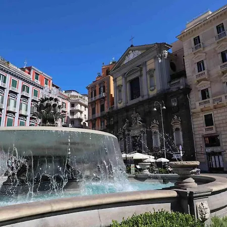 Piacevole Appartamento Chiaia Napels Buitenkant foto