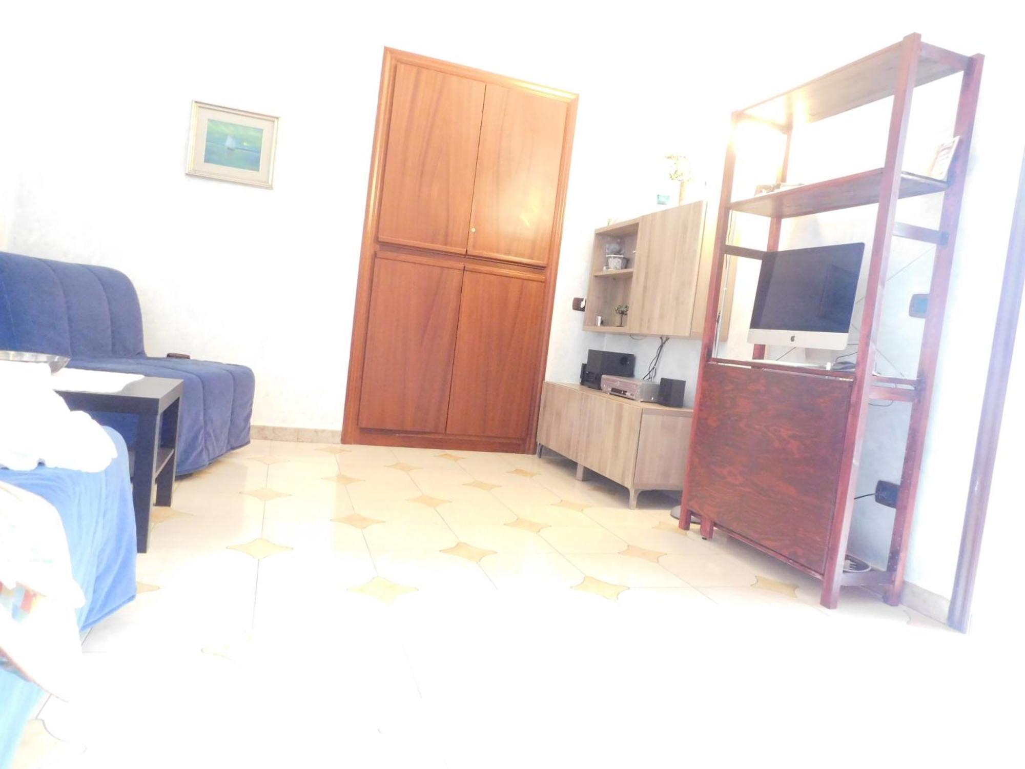 Apartamento Piacevole Chiaia