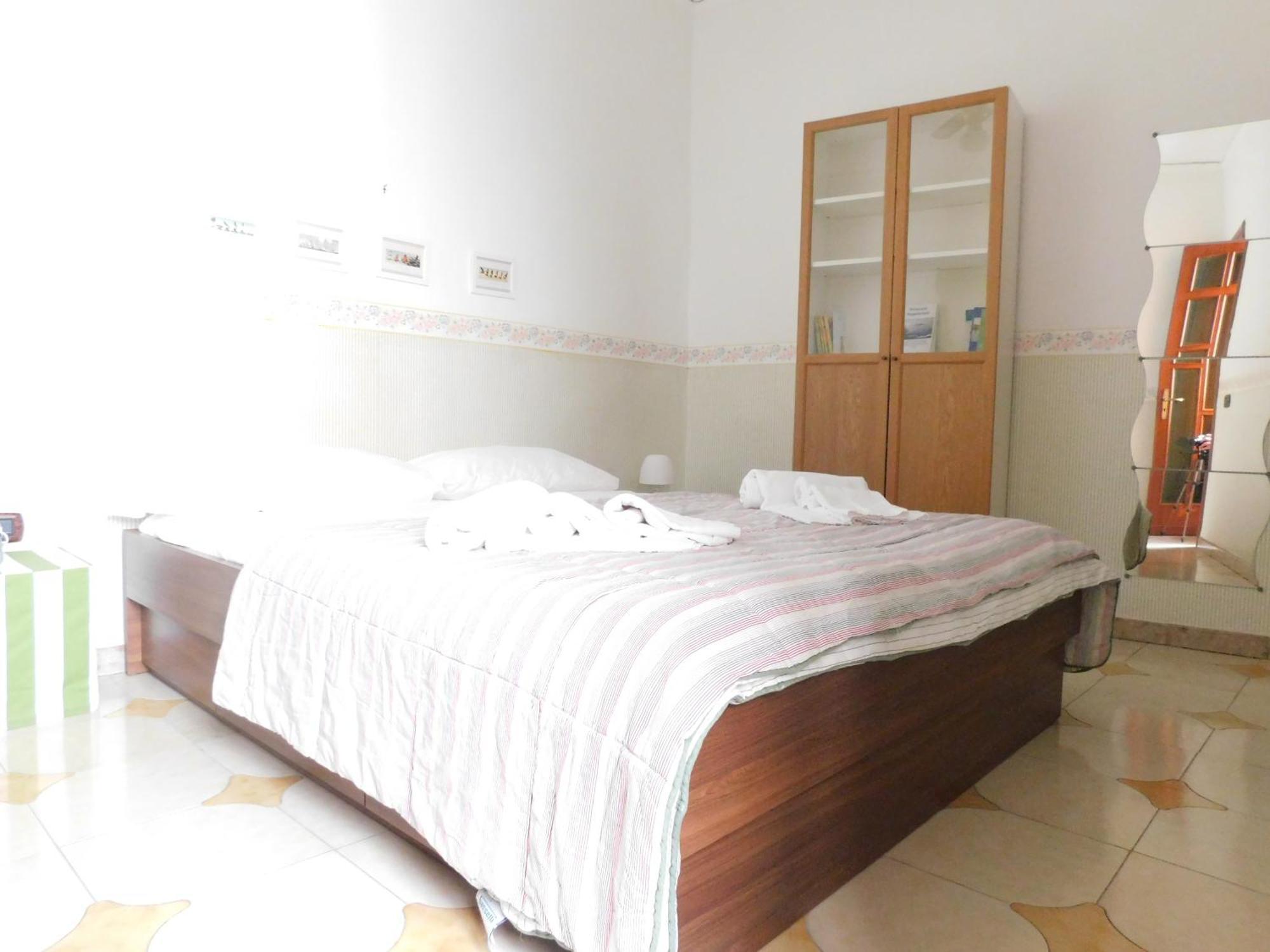 Piacevole Chiaia Apartamento Nápoles